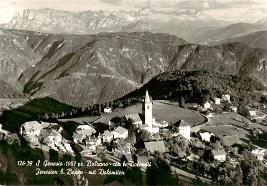 73892263 Jenesien Bozen IT Fliegeraufnahme mit Dolomiten