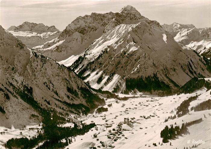 73918197 Mittelberg Boedmen im Walsertal Fliegeraufnahme