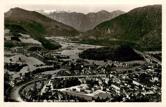 73945708 Bad Ischl Salzkammergut AT Fliegeraufnahme mit Dachstein