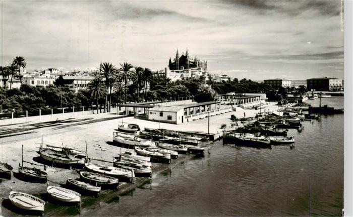 73948725 Palma de Majorque ES La Cathédrale du Muelle Pescadores