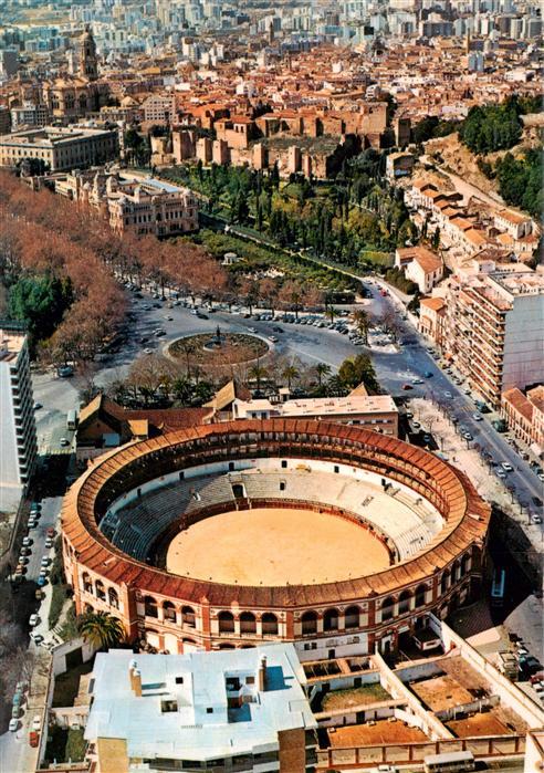 73952958 MALAGA Andalucia ES Fliegeraufnahme mit Arena