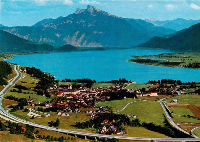 73953151 Mondsee Salzkammergut AT Fliegeraufnahme mit Schafberg