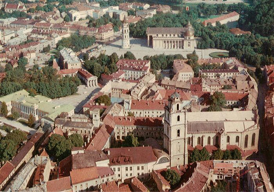 73954213 Vilnius Lituanie Senamiescio photo aérienne panoramique