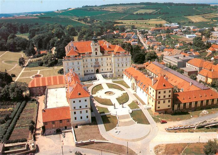 73954912 Valtice CZ Castle aerial photography