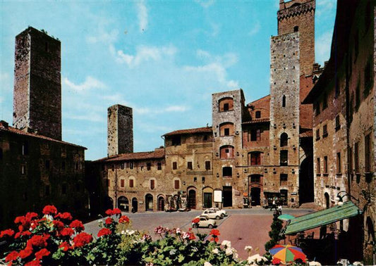 73956931 San Gimignano Toscana IT Piazza della Cisterna